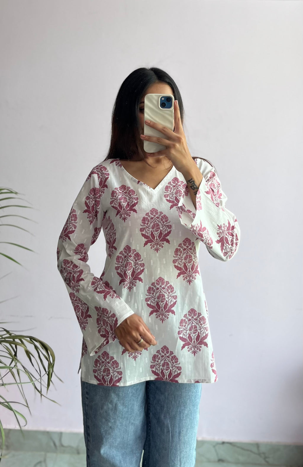 Milky Bell Sleeve Short Kurti (pink)