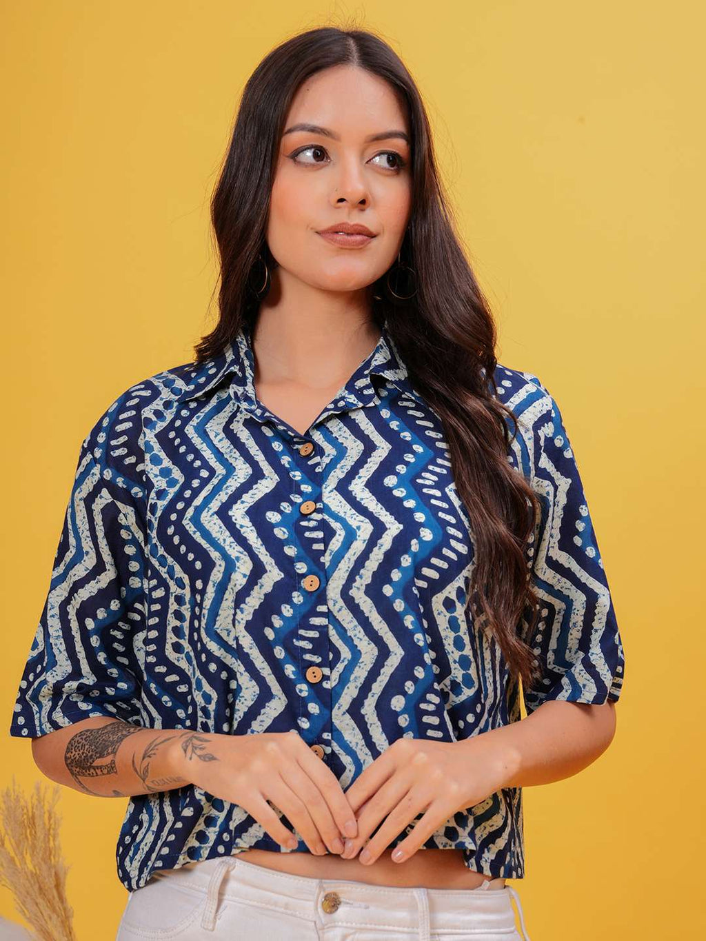 Cross Lines Crop Shirt