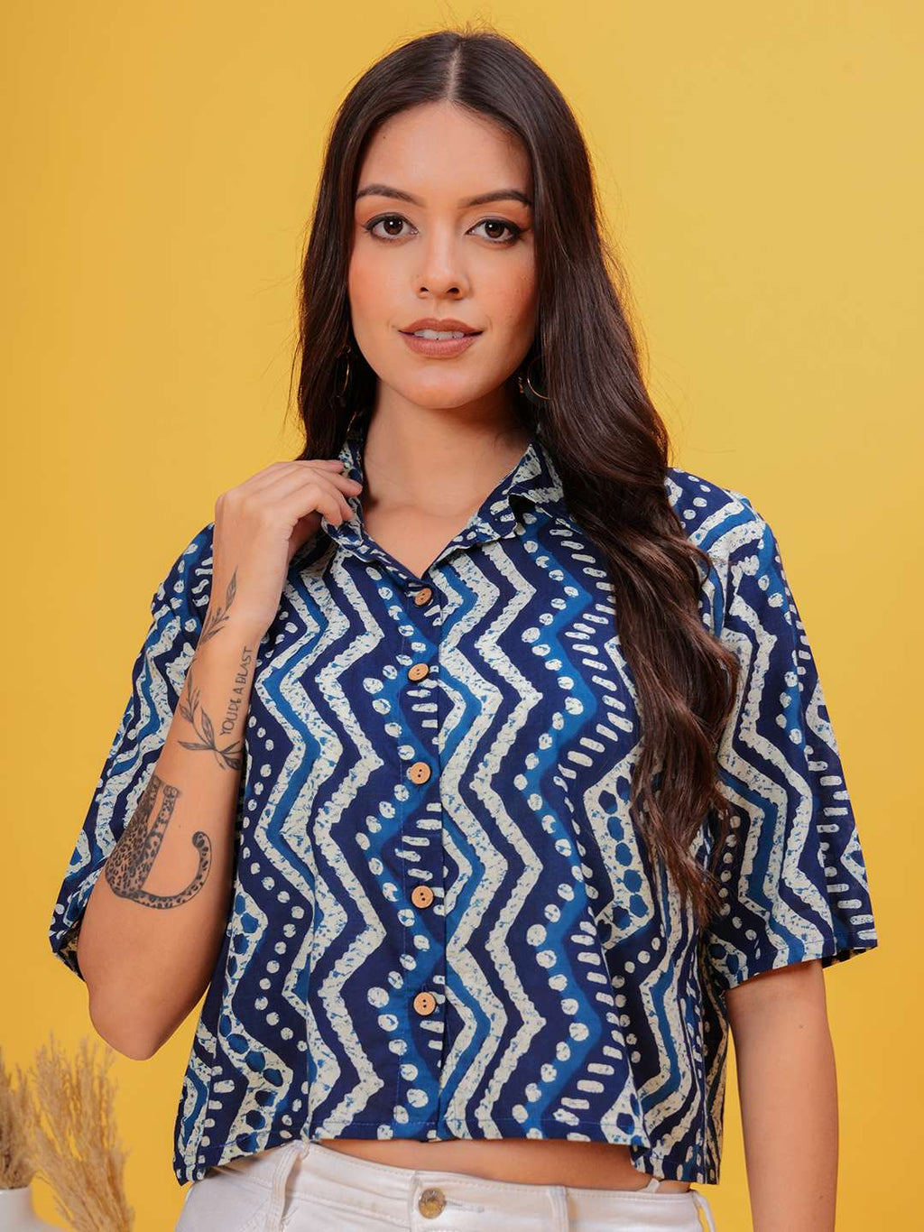 Cross Lines Crop Shirt