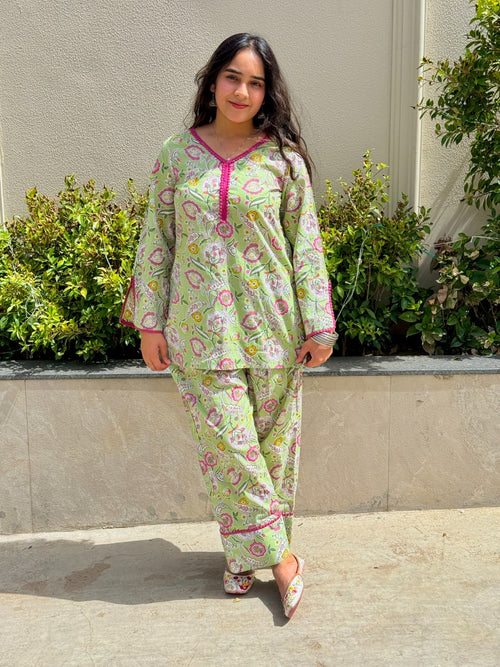 Green floral Farshi Salwar Set