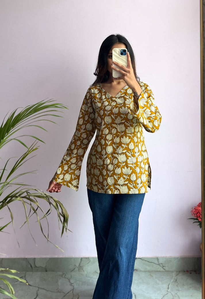 Peela Kamal Plus Size Kurti