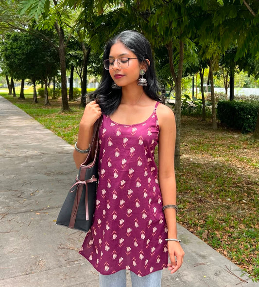 Wine booti strap kurti