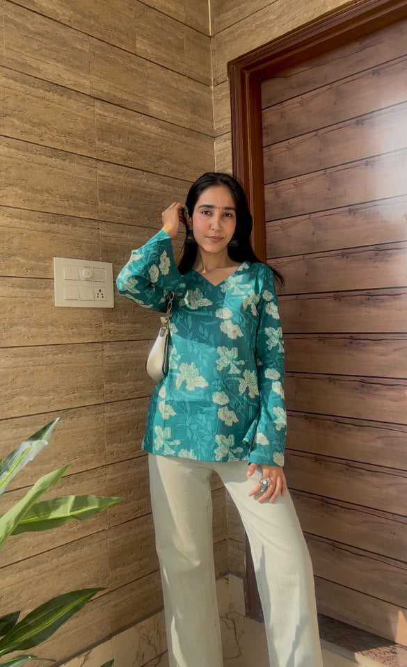 Garden Bell Sleeve Short Kurta