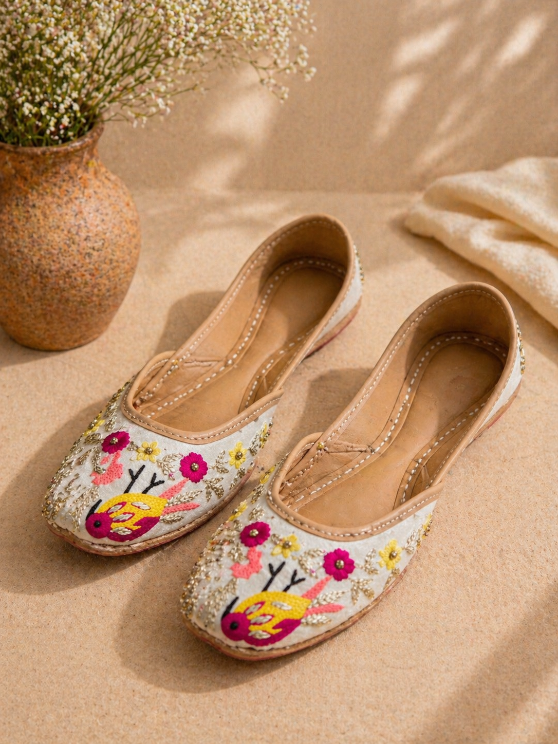Ivory Multicolor Bird Motif Hand-Embroidered Ethnic Jutti for Women