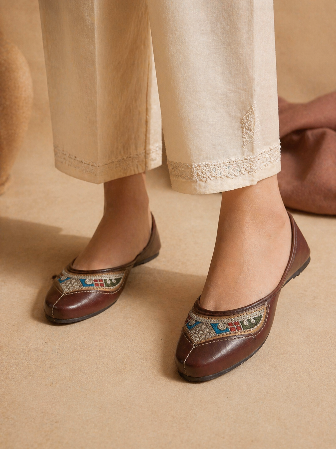 Coffee Brown Tribal Pattern Embroidered Juttis for Women