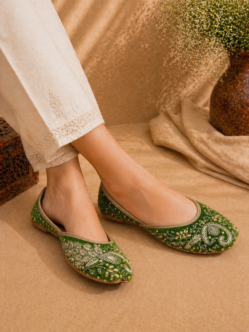 Emerald Green Pearl & Sequin Embroidered Ethnic Jutti for Women