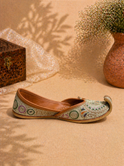 Beige Multicolor Threadwork Classic Punjabi Jutti for Women