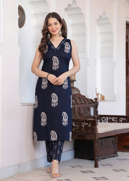 Navy Blue Paisley Print Kurta-Pant Set
