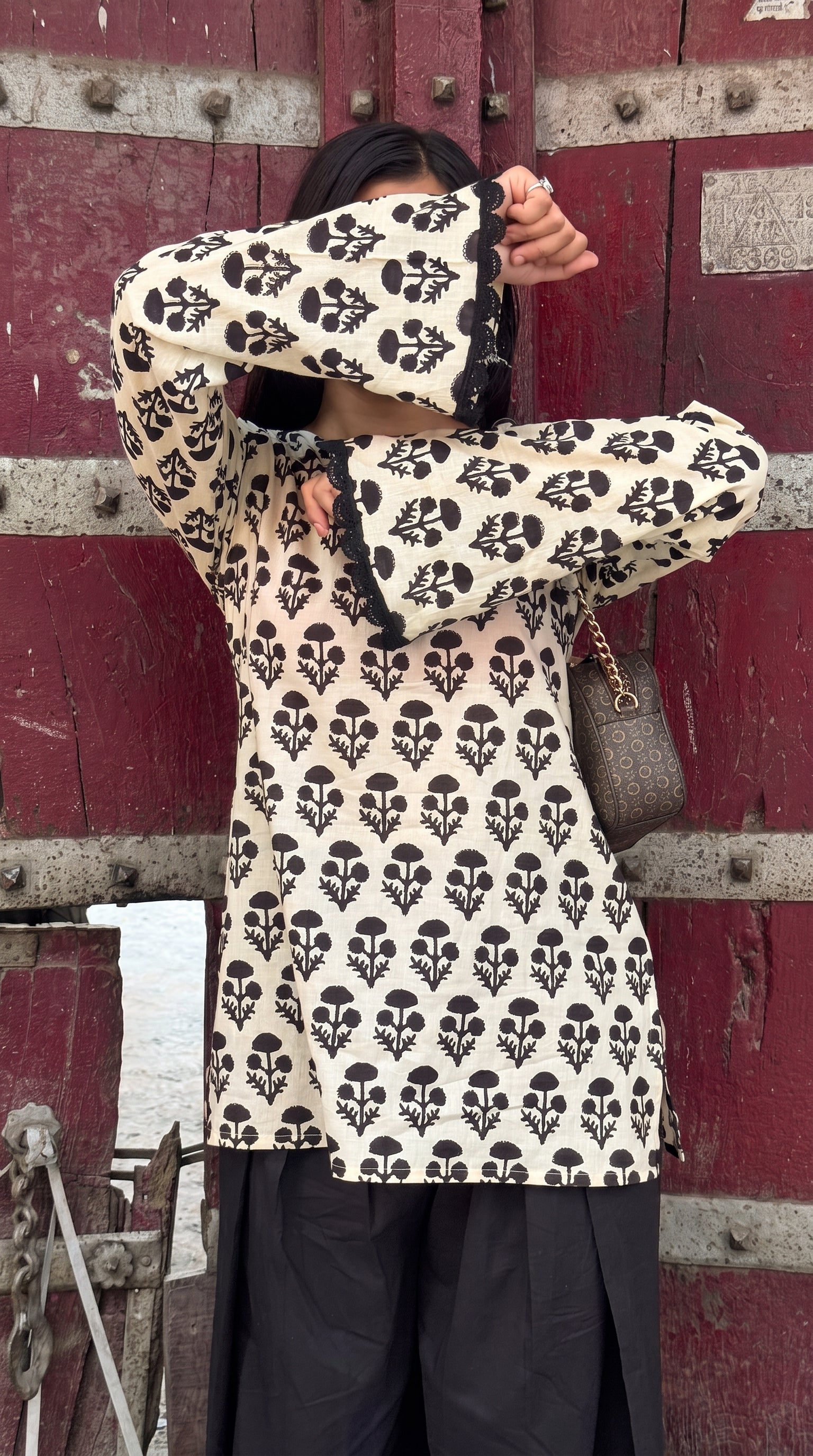 Ivory Buta Farshi Salwar Set