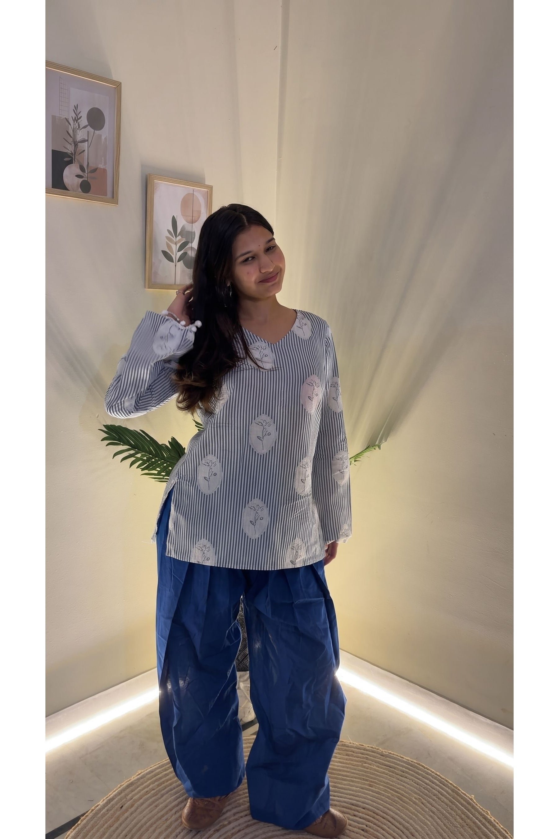Neel Buti Farshi Salwar Set