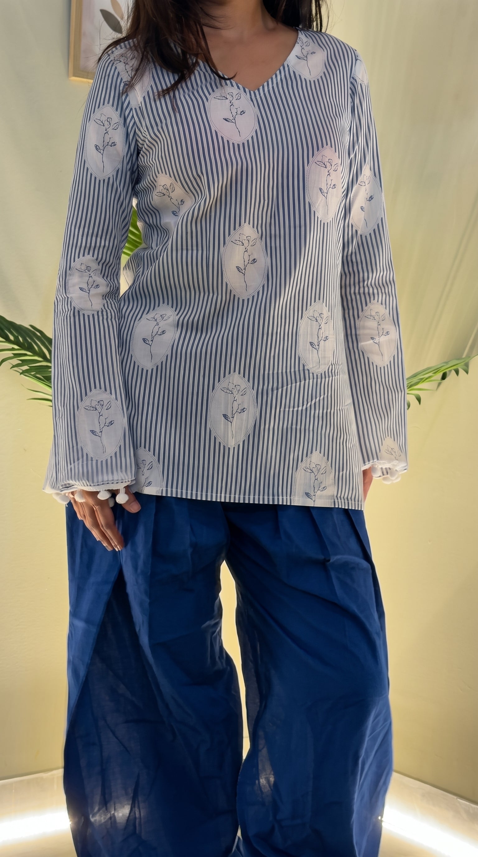 Neel Buti Farshi Salwar Set
