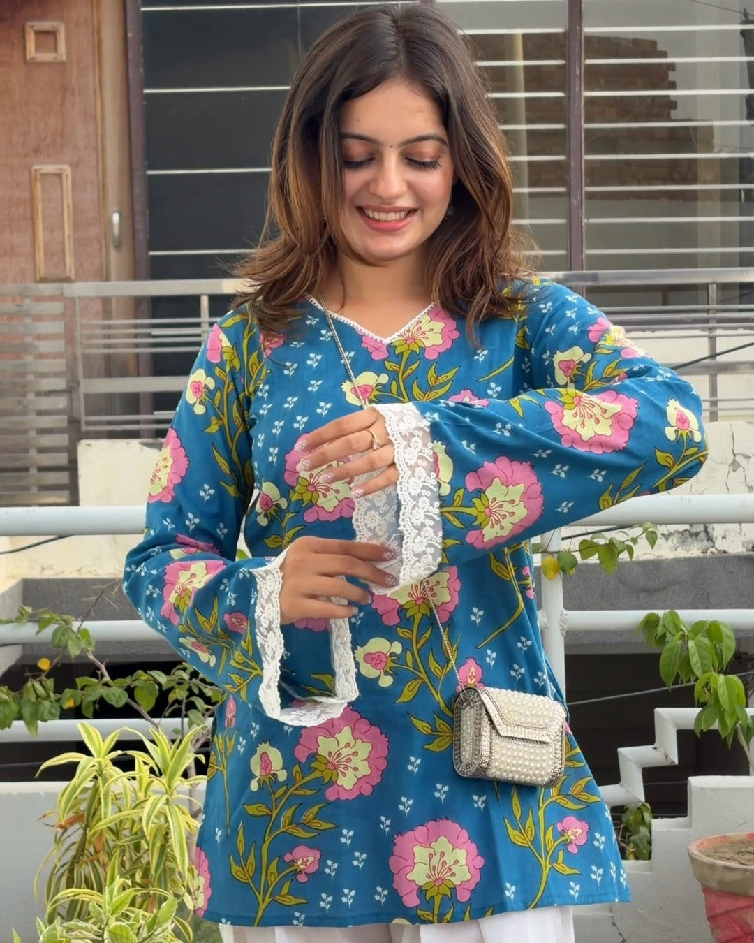 Neelam Gul Farshi Salwar