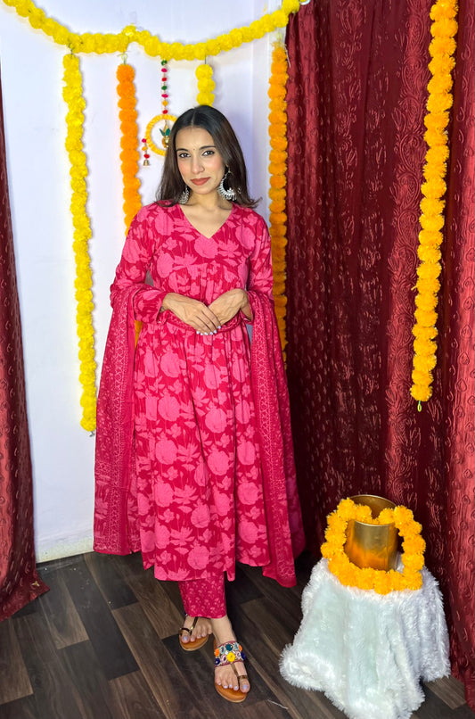 Kesari Enigma Kurta Sets