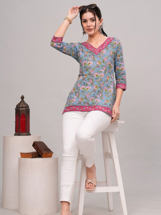 V neck short kurti
