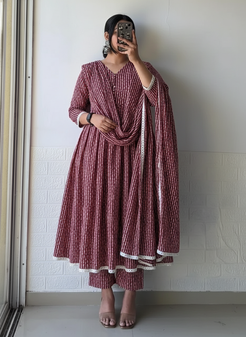 Red Pattern Flower Kurta Set with Dupatta