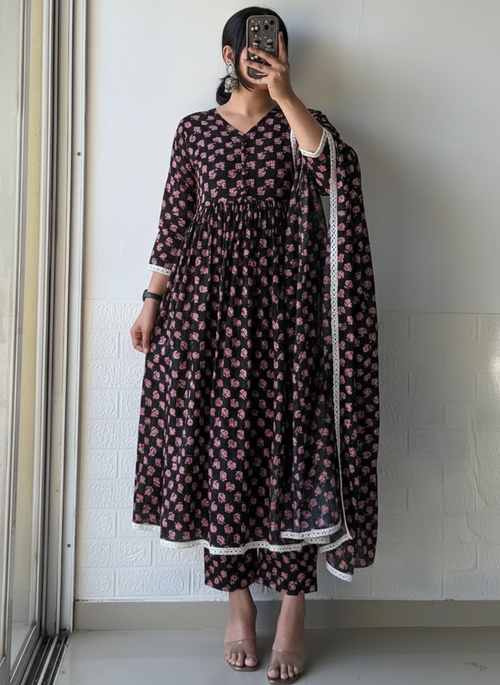 Black Pattern Flower Kurta Set with Dupatta