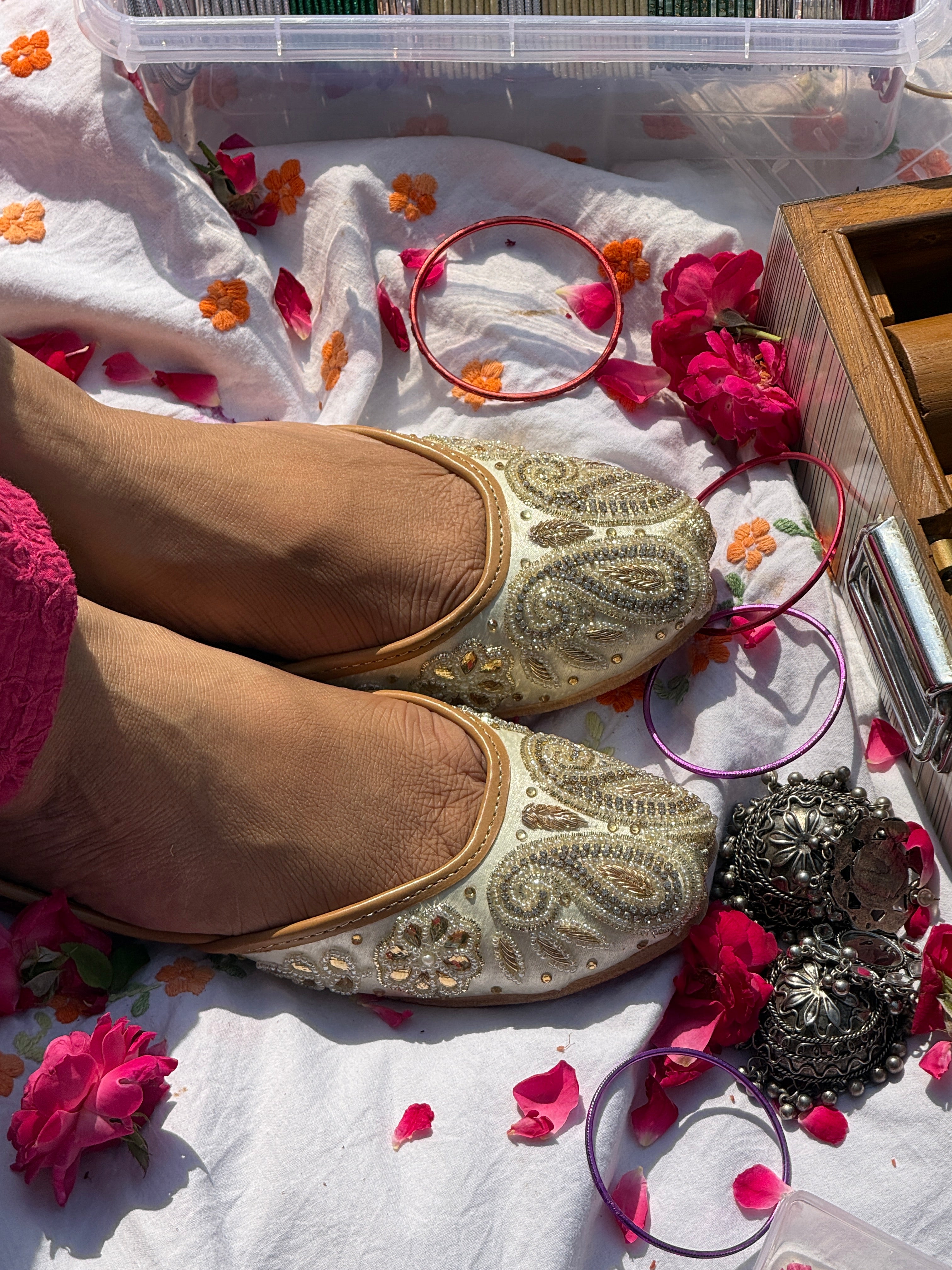 Soft Beige Zari Embroidered Classic Ethnic Jutti for Women