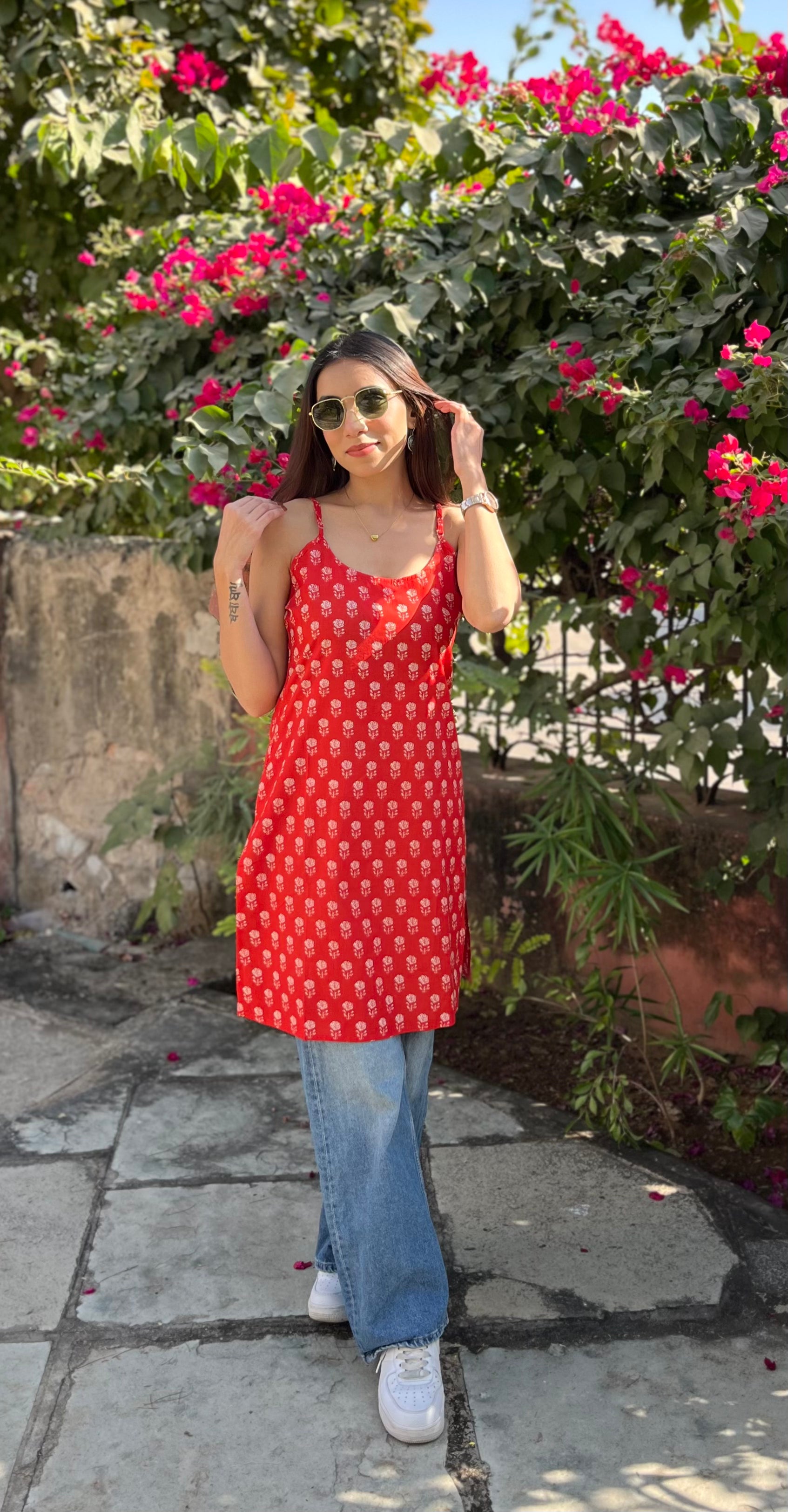 Red strap kurti