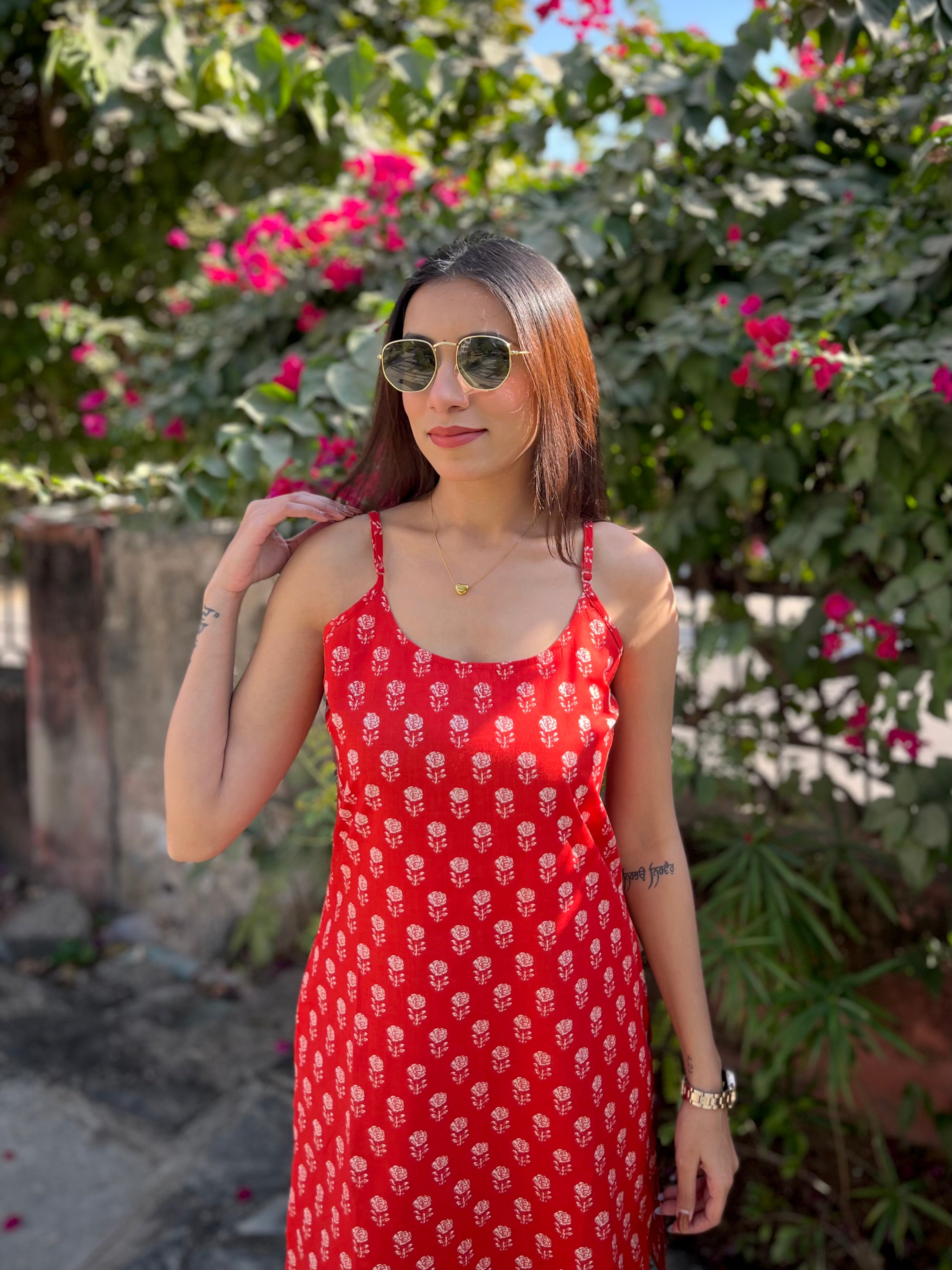 Red strap kurti